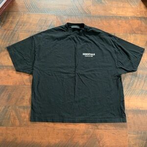 Essentials Men's Tee